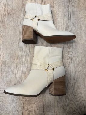 Vionic Cream Ankle Boots with Stacked Block Heel